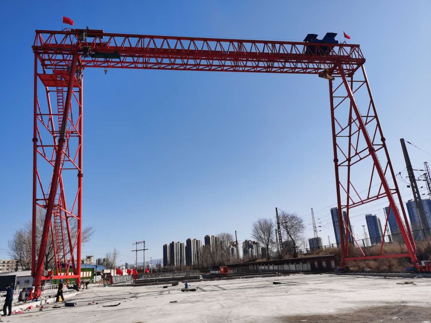 浙江省嘉興市平望縣乍浦鎮(zhèn)，乍浦經濟開發(fā)區(qū)，平海路，中建港務建設有限公司乍浦港E區(qū)4號泊位工程項目部